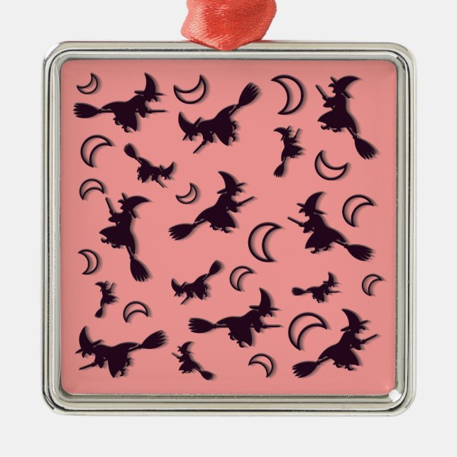 Flygande häxa mellan halva måne vid Halloween-natt Julgransprydnad Metall (Framsidan)