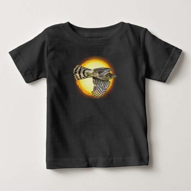 Flygande Hök Brand T Shirt (Framsida)