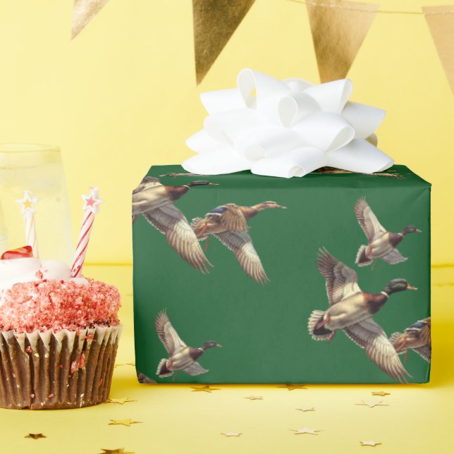 Flygande Mallard Ankor på Grönt Presentpapper (Födelsedagsfest)