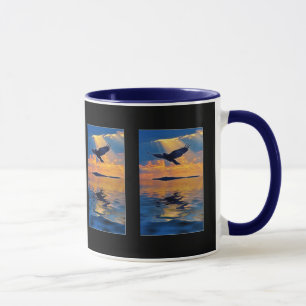 Flygande Mystical Raven vid Sunset Gift Mugg-serie Mugg