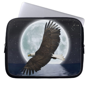 Flygande Örn, helmånsfoto av vildlevande nattfoto Laptop Sleeve