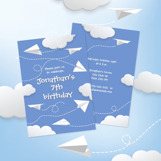 flygande vikta pappra flygplan, barnfödelsedag meddelande (front & back views - paper airplanes themed birthday party invite with your custom color background)