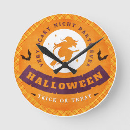 Flygande Witch Mycket Scary Halloween Rund Klocka