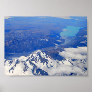 Flygbild av Aoraki/Mount Cook i Nya Zeeland Poster