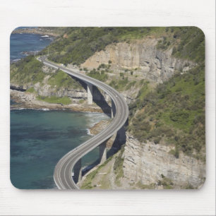 Flygbild över Sea Cliff Bridge nära Wollongong, Musmatta