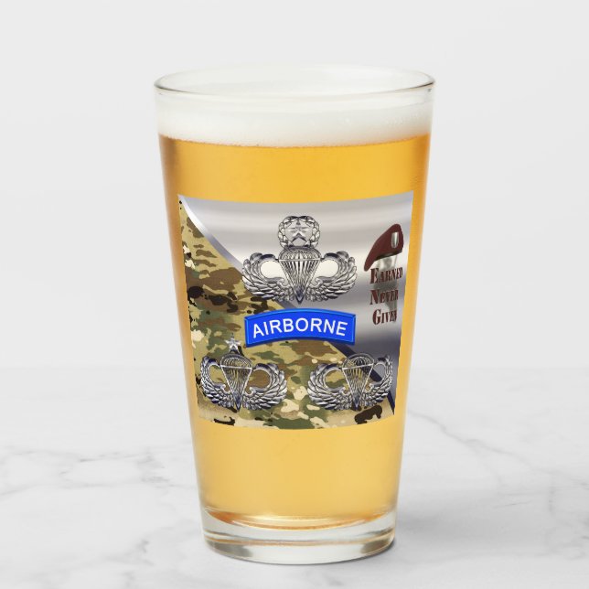 Flygburen Vingar - Intjänad aldrig given Glaskopp (Framsida fylld)