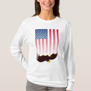 Flygörn och amerikanska flaggan tee