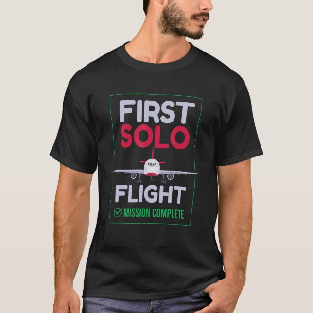 Flygplan Flight I första Solo Flight I-flygplanet  T Shirt (Framsida)