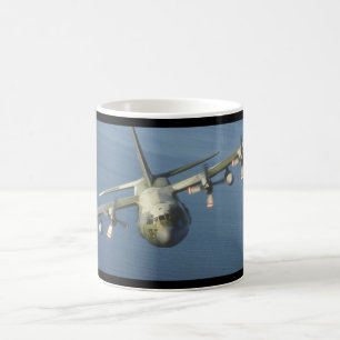 Flygplan för C-130 Hercules Transport_Military Kaffemugg