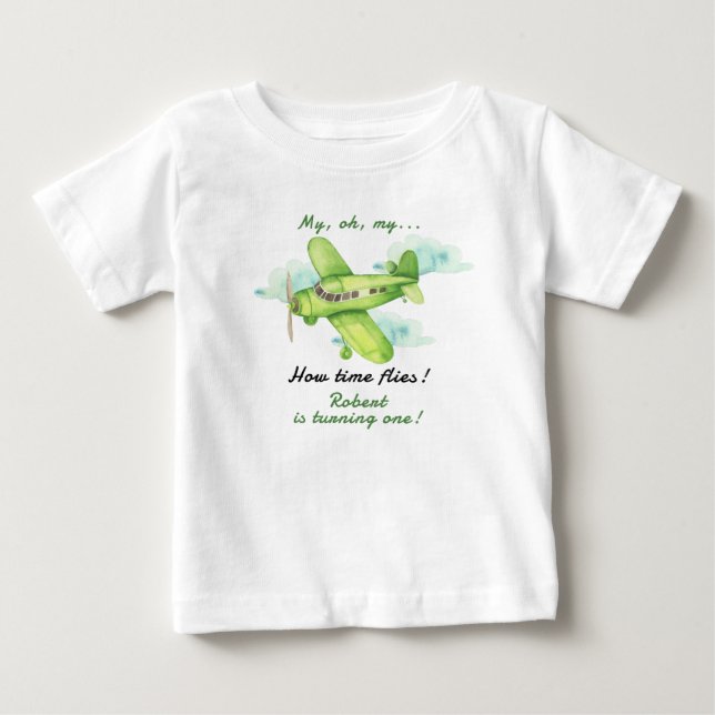 Flygplan Oj, min tid flyger Första födelsedagen  T Shirt (Framsida)