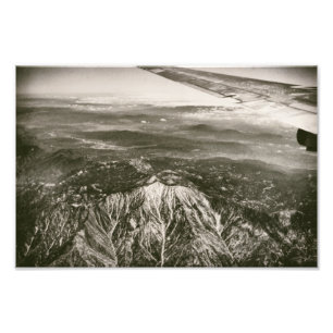 Flygplan över soliga bergsområden, flygplansbåge fototryck