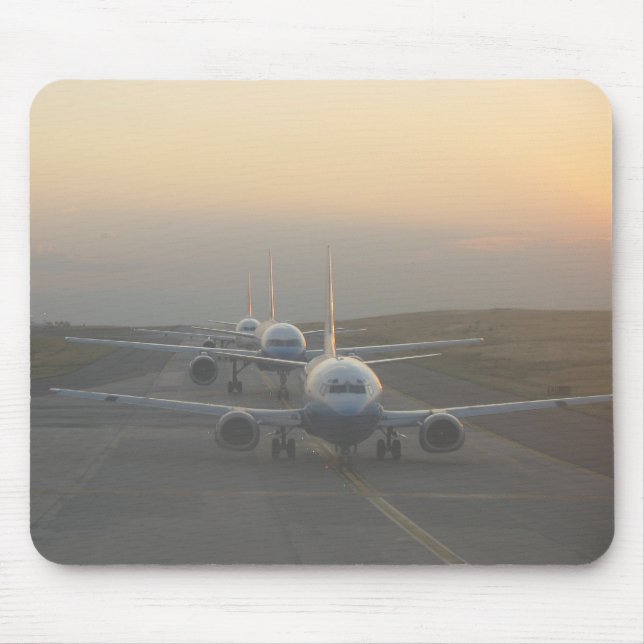 Flygplan på landningsbana musmatta (Framsidan)