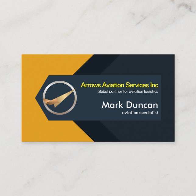 Flygplanets flyglogistikpilot med Abstrakt Arrowhe Visitkort (Framsida)