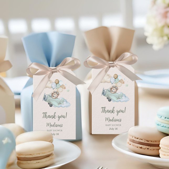 Flygplansbjörn Baby Shower Tacksamhetspresentkort Presentetikett (Aviator Teddy Bear Baby Shower Gifts Tags. Blue Boy Airplane. We Can Bearly Wait.)