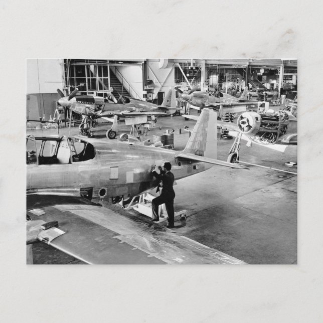 Flygplansfabrik: 1940 vykort (Framsida)