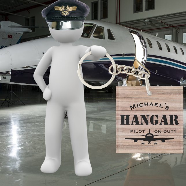 Flygplanshangar & pilot på vakt Personlig gåva (Skapare uppladdad)