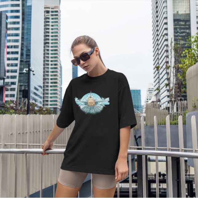 Flygplanskat i hand plockade t shirt (Skapare uppladdad)