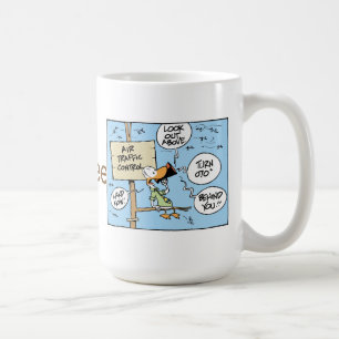 Flygtrafik kontrollerar kaffeskämtmuggen kaffemugg