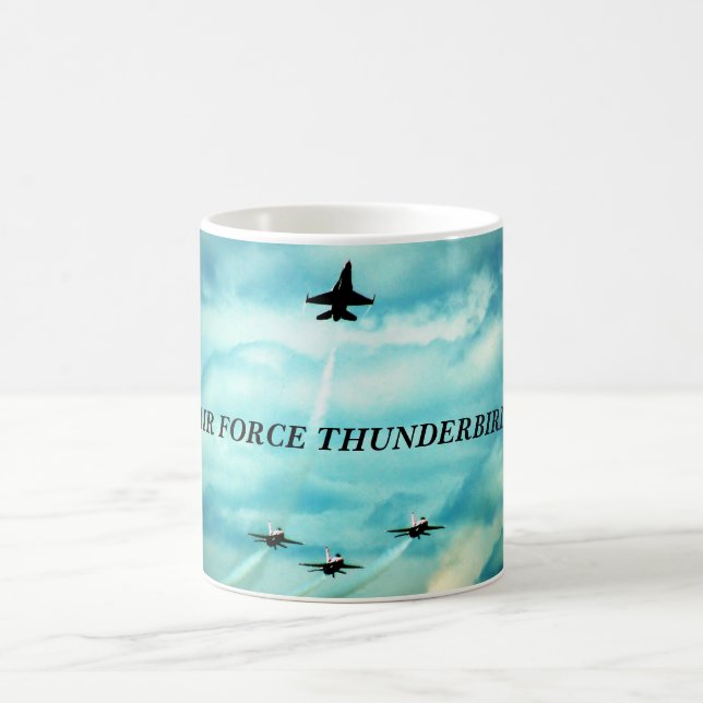 FLYGVAPENTHUNDERBIRDS KAFFEMUGG (Center)