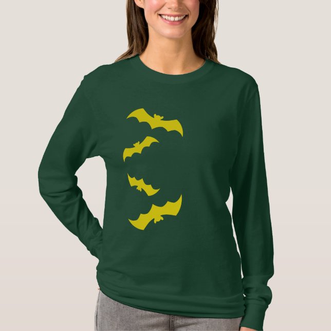 Flying Yellow Halloween Bats T Shirt (Framsida)
