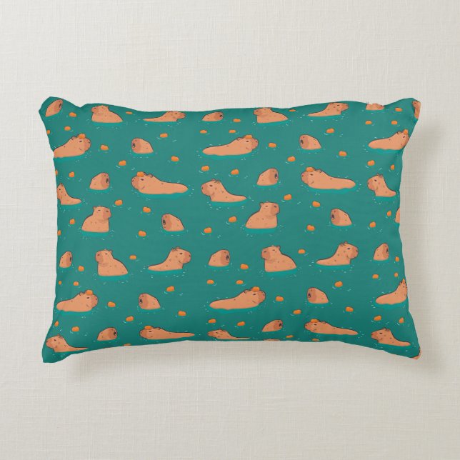 flyta capybaras med orange prydnadskudde (Framsidan)