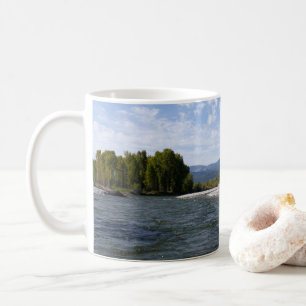 Flytande nerför Snake River I Kaffemugg