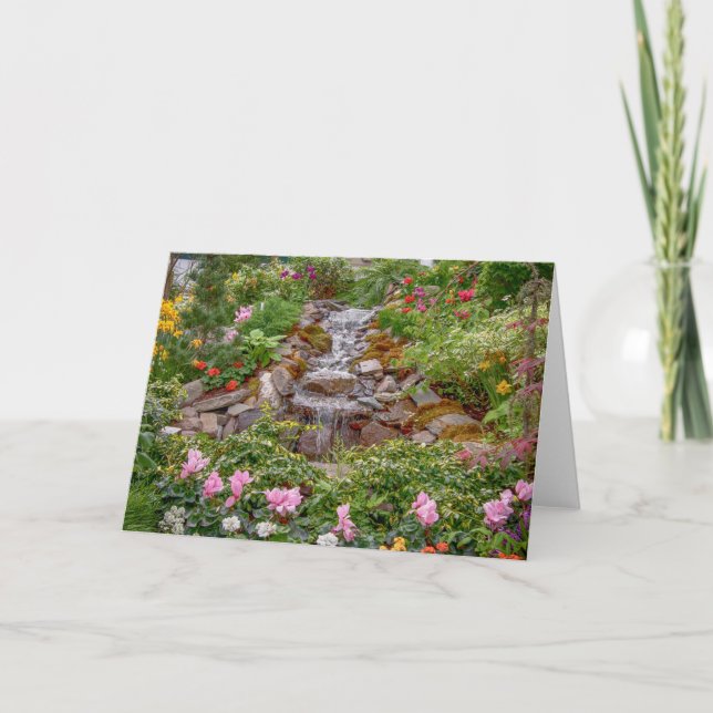 Flytande vattenfall med vårblommor kort (Framsida)