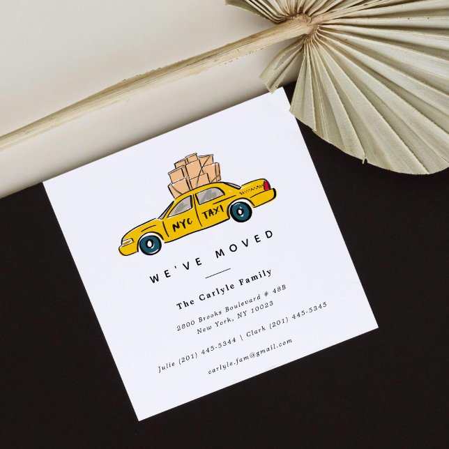 Flytta av meddelanden om New York Gult Taxi Square (Hand-drawn NYC yellow taxi illustration for a square New York City moving announcement card.)