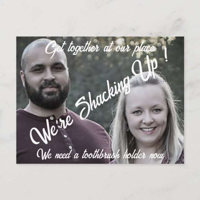 Flytta tillsammans lustigt firande samlas ihop vykort (Framsida)