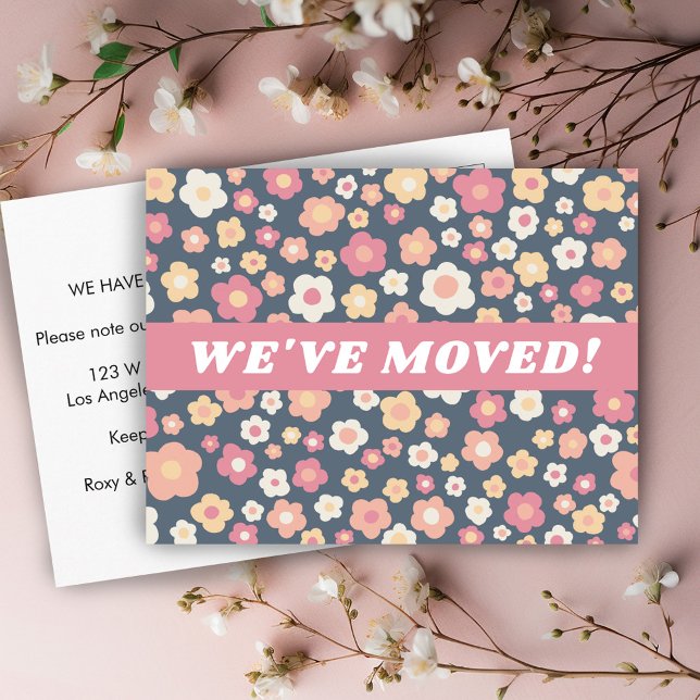 FLYTTANMÄLAN Blommig Tusenskönor Mönster ANPASSAD  Vykort (MOVING ANNOUNCEMENT Floral Daisies Pattern CUSTOM Postcard
)