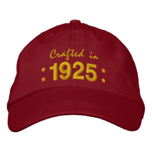 Född 1925 eller 90:e födelsedag V03 RED Broderad Keps