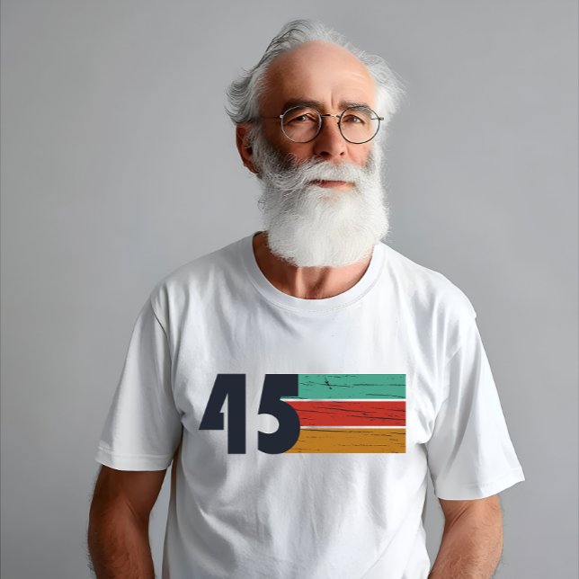 Född 1945 vintage 80 födelsedagskalkyl t shirt (Skapare uppladdad)