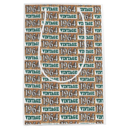 Född 1964 i en medelstor presentväska