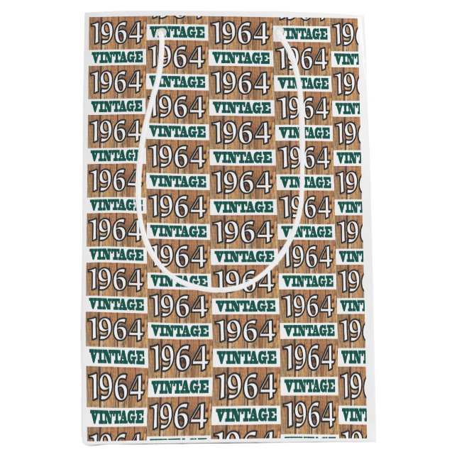 Född 1964 i en medelstor presentväska (Framsidan)