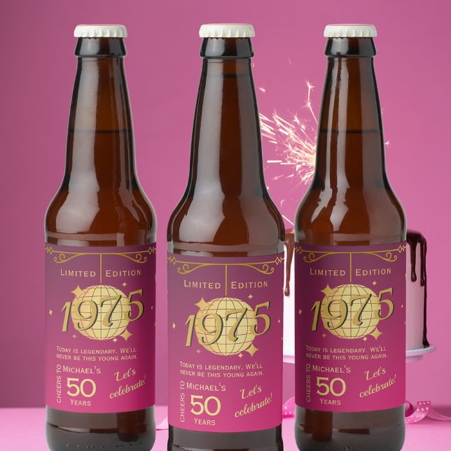 Född 1975, 50:e födelsedagsfesten rosa flaska ölflaska etikett (Skapare uppladdad)