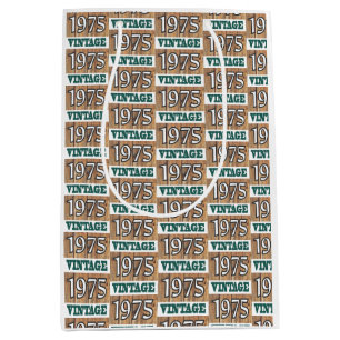 Född 1975 i en medelstor presentväska