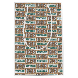 Född 1978 i en medelstor presentväska