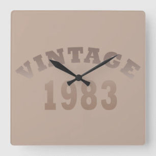 Född 1983 vintagens födelsedagspresent fyrkantig klocka