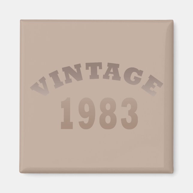 Född 1983 vintagens födelsedagspresent magnet (Framsidan)