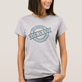 Född 1997 i Logotypen Circular Rubber Frimärke Tee Shirt