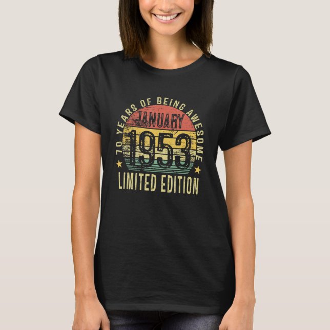 Född 70:e födelsedagen januari 1953 70 år t shirt (Framsida)