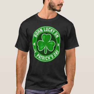 Född den 17 mars St patrick's day T Shirt