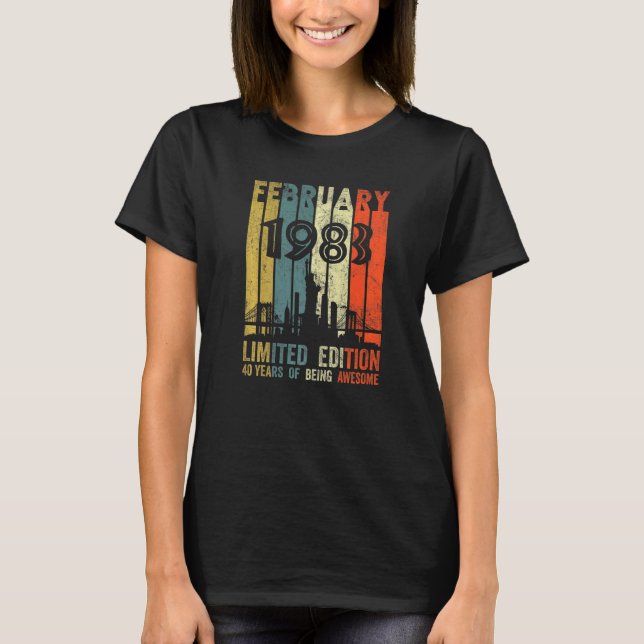 Född den 40 februari 1983 t shirt (Framsida)