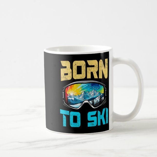 Född för att åka skojiga skidglasögon berg vinter kaffemugg (Höger)