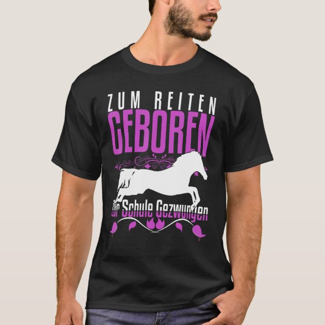 Född för att rida Utbildad i skolan Häst säger T Shirt (Framsida)