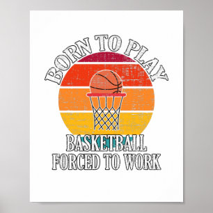 Född för att spela basket som tvingats arbeta poster