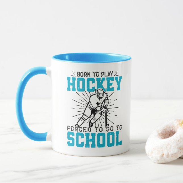 Född För Att Spela Hockey Färgglatt Födelsedagspre Mugg (Med munk)