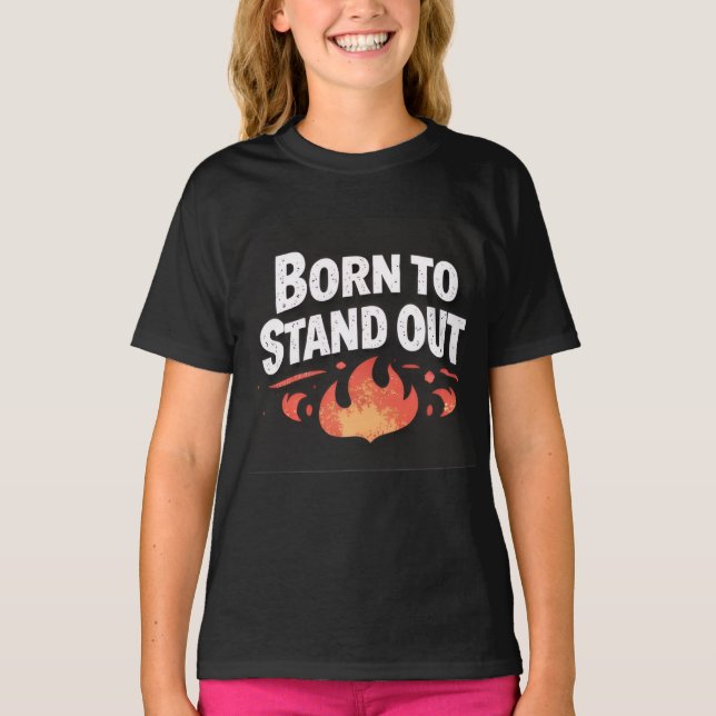 Född för att Sticka Ut Barn Grafisk födelsedags T- T Shirt (Framsida)