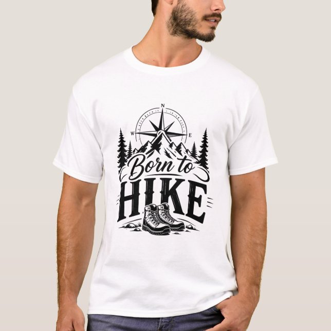 Född för att vandra – Äventyr väntar Utomhuspromen T Shirt (Framsida)