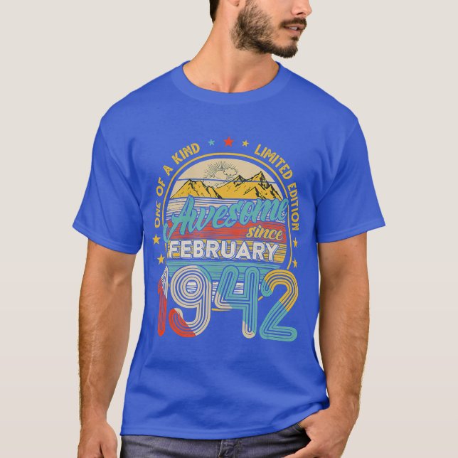 Född i februari 1942 79:e födelsedagen Gift Retro T Shirt (Framsida)